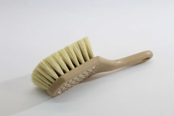 Universal-Handscheuerbürste KK mit Stiel / Fibre natur